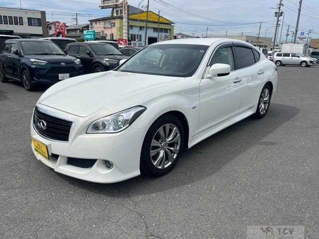 2012 Nissan Fuga