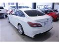 2019 Toyota Crown Hybrid