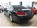 2013 Toyota Crown Hybrid