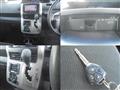 2010 Toyota Voxy