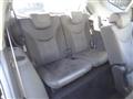2011 Toyota PRIUS α