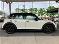 2022 BMW MINI