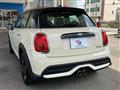 2022 BMW MINI