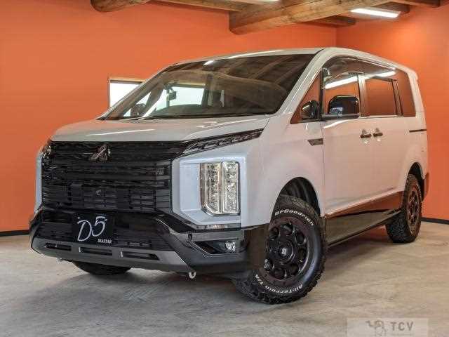 2024 Mitsubishi Delica D5