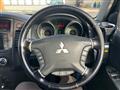 2011 Mitsubishi Pajero