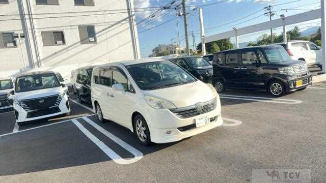 2005 Honda Step WGN