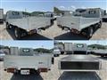 2020 Isuzu Elf Truck