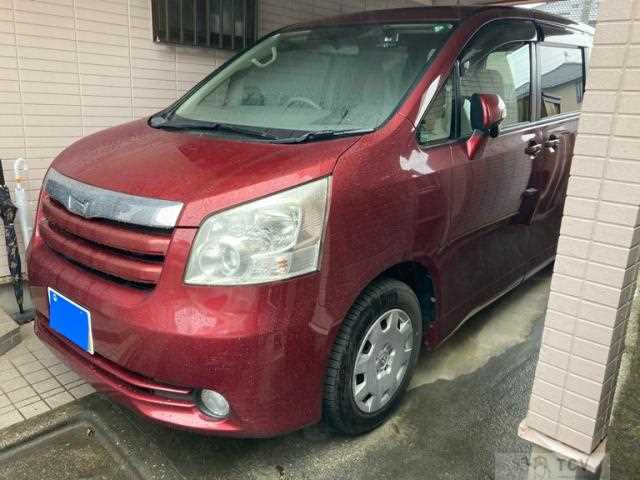 2009 Toyota Noah