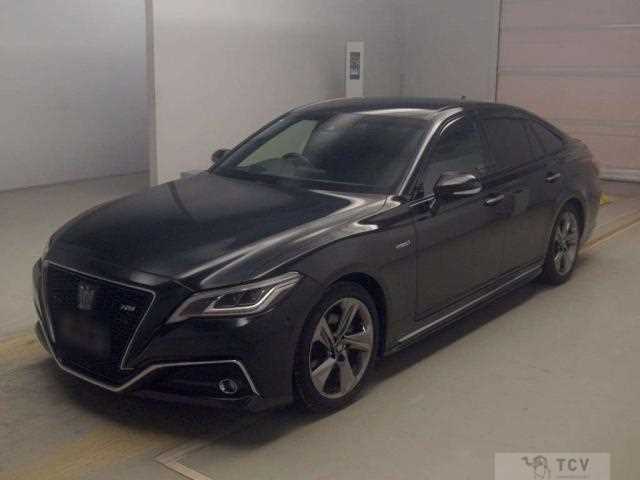 2018 Toyota Crown Hybrid