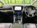 2017 Toyota Alphard Hybrid