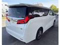 2022 Toyota Alphard Hybrid