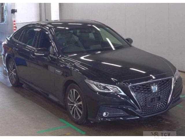 2018 Toyota Crown Hybrid