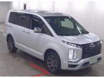 2023 Mitsubishi Delica D5
