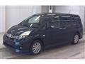 2013 Toyota Isis