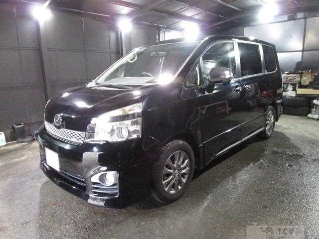 2013 Toyota Voxy