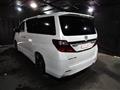 2013 Toyota Alphard G