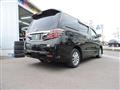 2012 Toyota Alphard Hybrid