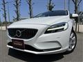 2018 Volvo V40