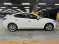 2015 Mazda Axela