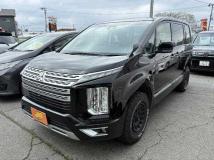 2020 Mitsubishi Delica D5