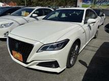2019 Toyota Crown Hybrid
