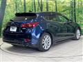 2017 Mazda Axela