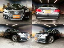 2013 Toyota Crown Hybrid