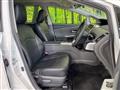 2013 Toyota PRIUS α