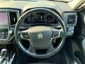 2013 Toyota Crown Hybrid