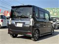 2017 Daihatsu Tanto