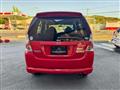 2002 Daihatsu YRV