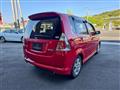 2002 Daihatsu YRV