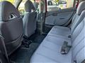 2002 Daihatsu YRV