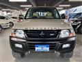 2000 Mitsubishi Pajero
