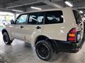 2000 Mitsubishi Pajero