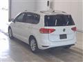 2017 Volkswagen Golf Touran