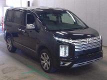 2021 Mitsubishi Delica D5
