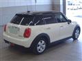 2018 BMW MINI