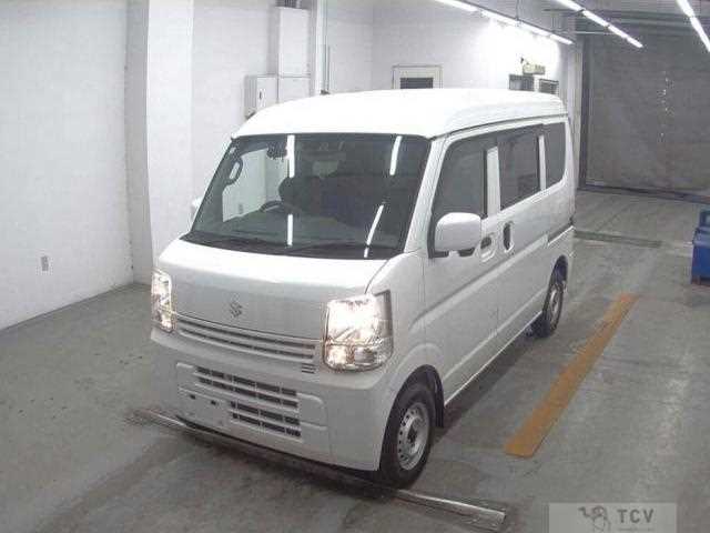 2022 Suzuki Every