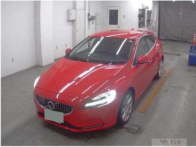 2019 Volvo V40
