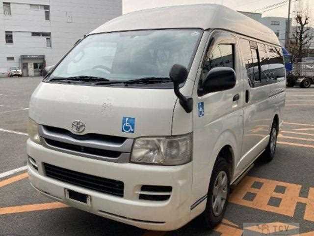 2010 Toyota Hiace Van