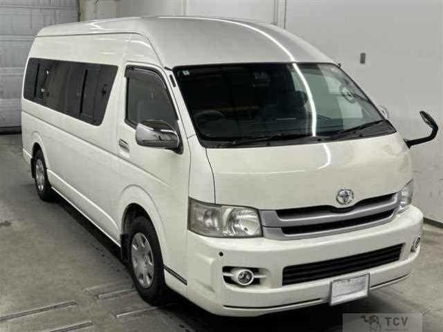 2009 Toyota Hiace Commuter