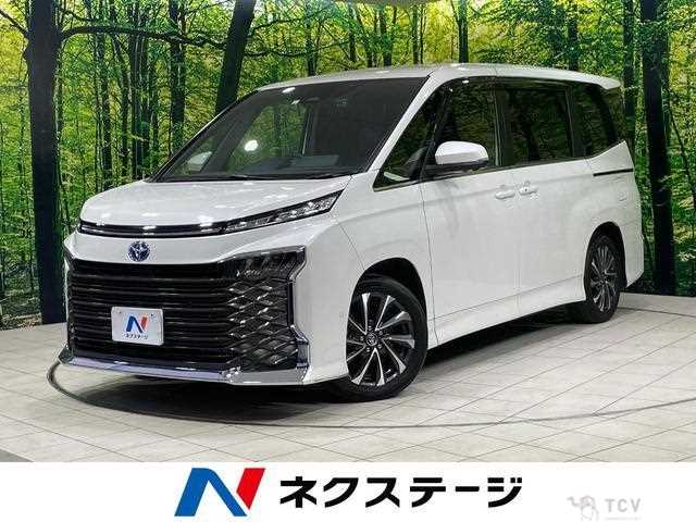 2023 Toyota Voxy