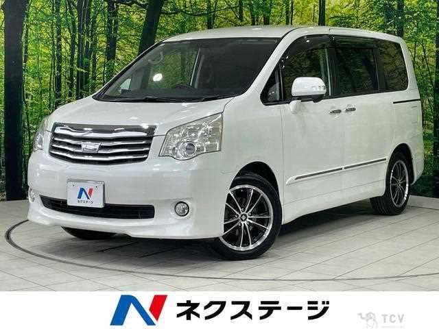 2012 Toyota Noah
