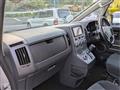 2009 Mitsubishi Delica D5