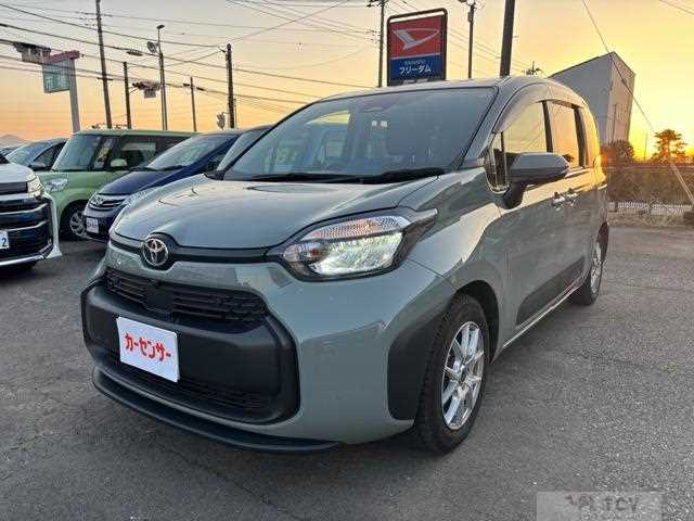 2023 Toyota Sienta