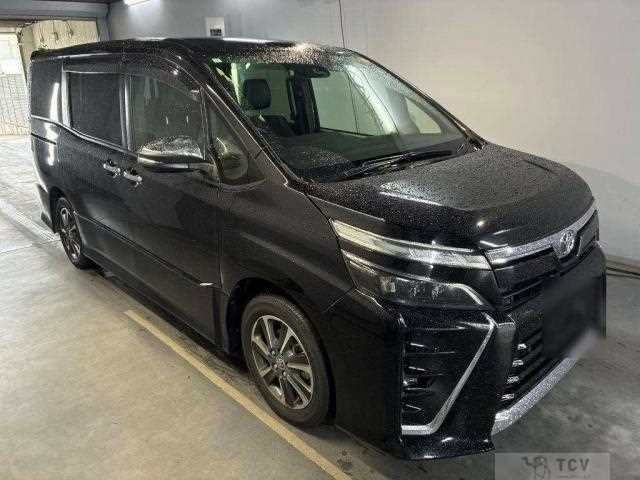 2021 Toyota Voxy
