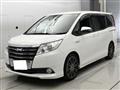2015 Toyota Noah
