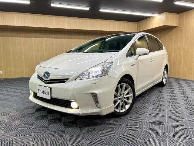 2012 Toyota PRIUS α