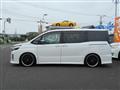 2016 Toyota Voxy
